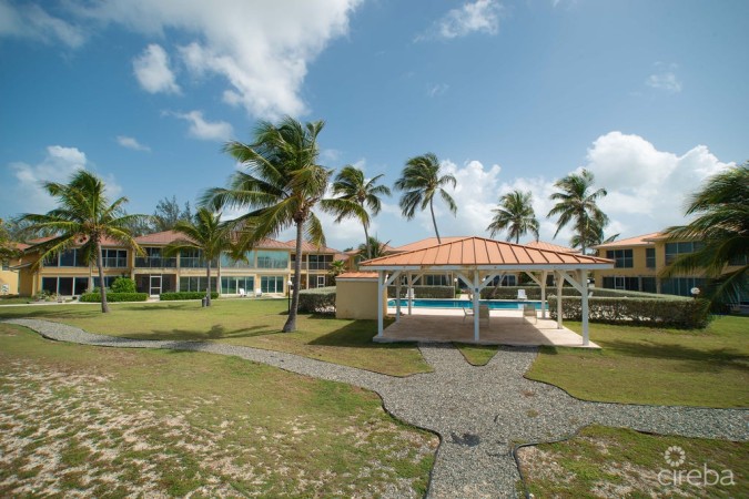 OCEAN CLUB - OCEAN FRONT CONDO WITH EXTRAORDINARY VIEWS