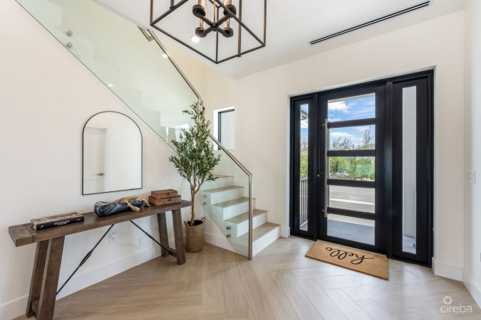 AUBURN BAY 3, CANAL FRONT HOME