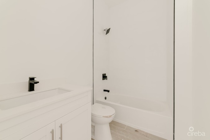 PRIVE PHASE 1 2 BED 2.5BATH, POOL VIEW