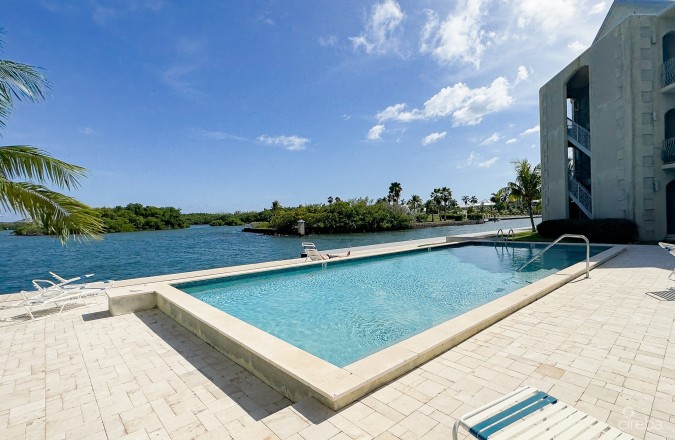 SNUG HARBOUR CANALFRONT 1 BED