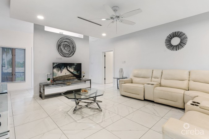 FULLY REMODELED 3BR FAMILY HOME IN NORTH SOUND ESTATES