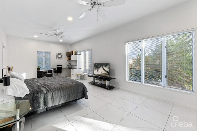 FULLY REMODELED 3BR FAMILY HOME IN NORTH SOUND ESTATES