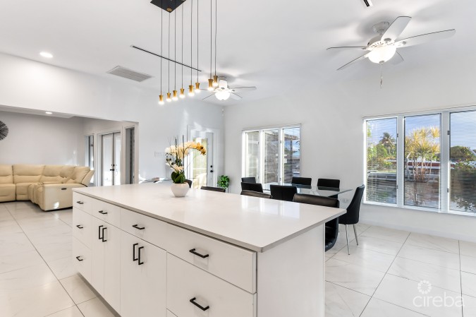 FULLY REMODELED 3BR FAMILY HOME IN NORTH SOUND ESTATES