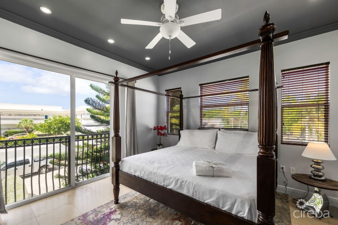 KISHA 201 SOUTH SOUND