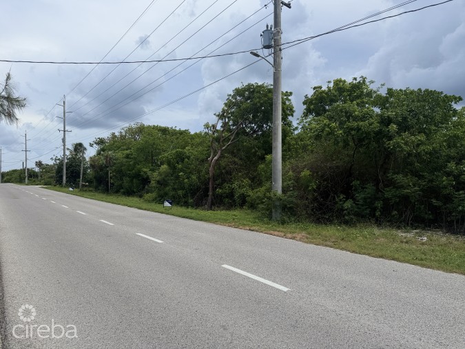 RUM POINT DRIVE LARGE LOT 30