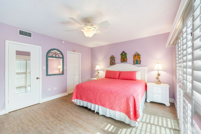 ISLANDS CLUB #10 - GROUND FLOOR