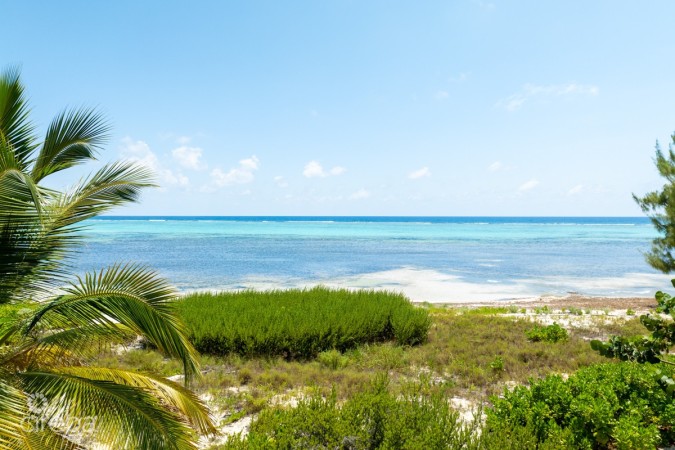 PRIME BEACHFRONT DEVELOPMENT OPPORTUNITY