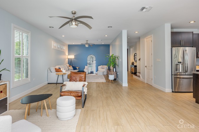 BIMINI DR - EXECUTIVE CANAL FRONT HOME IN GRAND HARBOUR