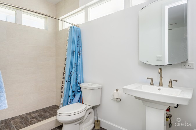 BIMINI DR - EXECUTIVE CANAL FRONT HOME IN GRAND HARBOUR