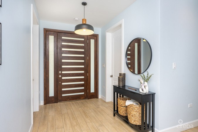 BIMINI DR - EXECUTIVE CANAL FRONT HOME IN GRAND HARBOUR