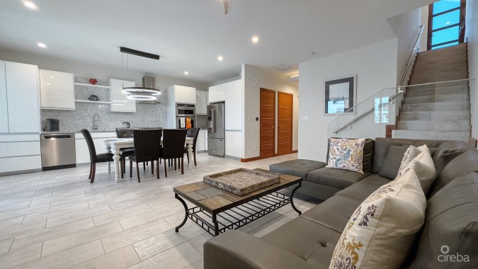 4 BED ARVIA CANAL FRONT