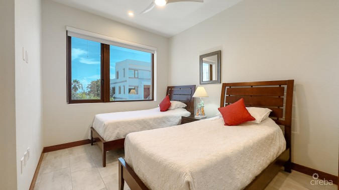 4 BED ARVIA CANAL FRONT