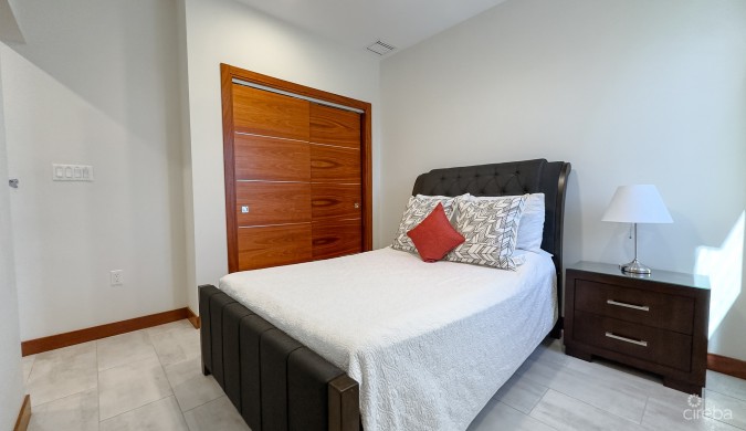 4 BED ARVIA CANAL FRONT