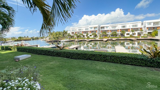 4 BED ARVIA CANAL FRONT