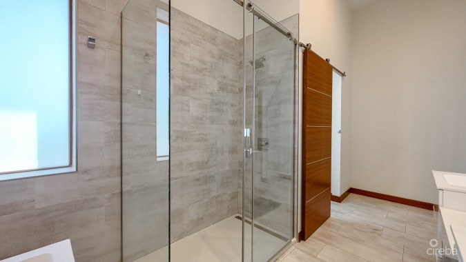 4 BED ARVIA CANAL FRONT