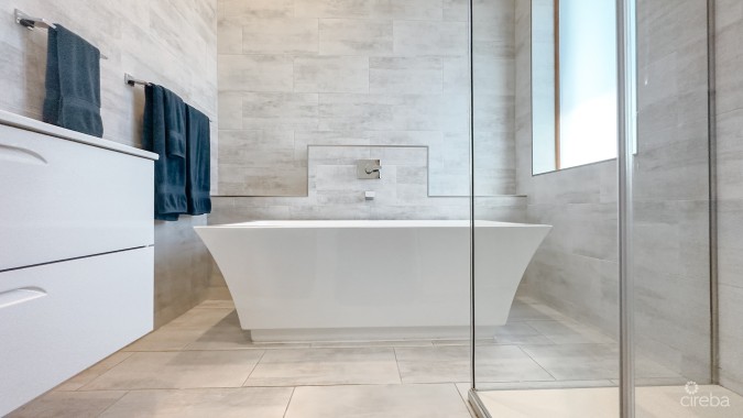 4 BED ARVIA CANAL FRONT