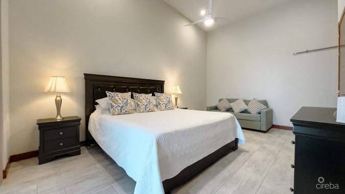 4 BED ARVIA CANAL FRONT