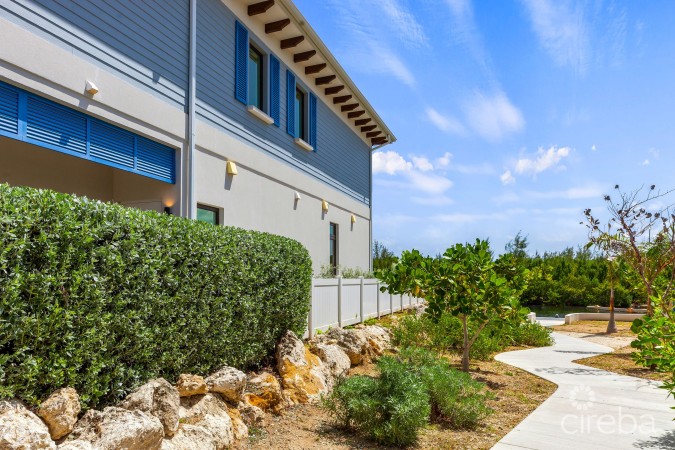 OLEA 112,  CANAL FRONT 4 BED DUPLEX