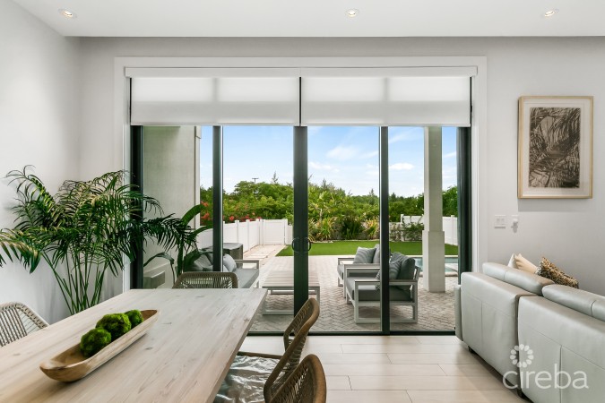 OLEA 106, CANAL FRONT 3 BED DUPLEX