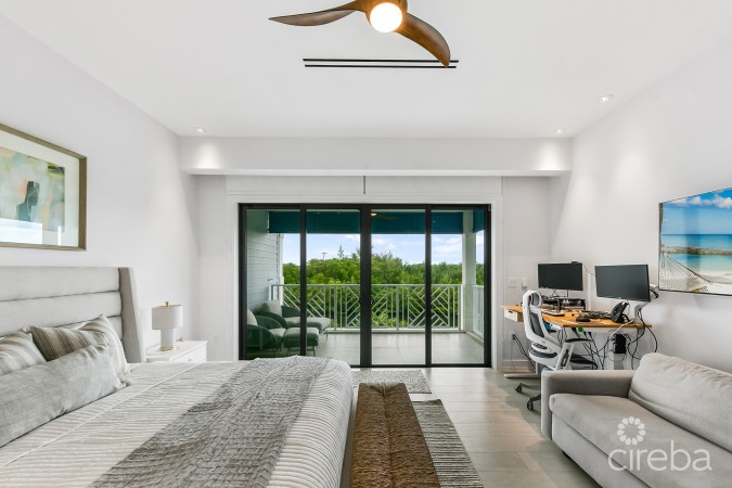 OLEA 106, CANAL FRONT 3 BED DUPLEX