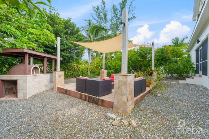 ORCHID HEIGHTS 32, MIDSUMMER DRIVE HOME