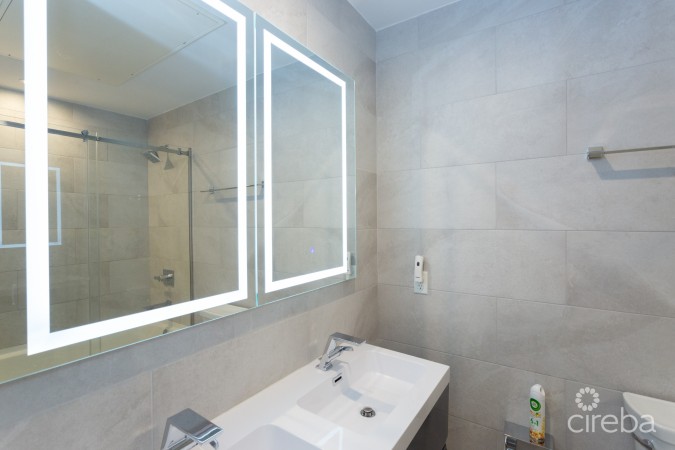 VELA 4BED | NEWEST PHASE & NEWLY PAINTED