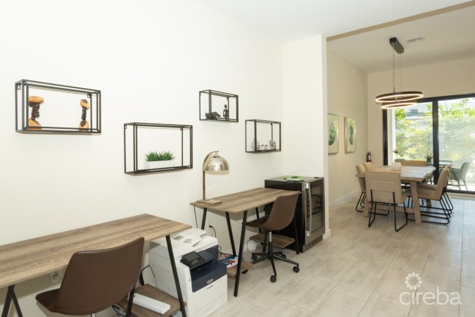 VELA 4BED | NEWEST PHASE & NEWLY PAINTED