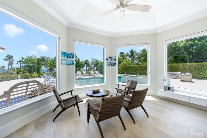 CHIARO DI LUNA, A LUXURY OCEAN FRONT ESTATE IN VISTA DEL MAR