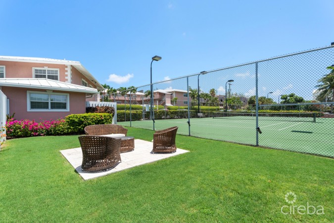 COLONIAL CLUB 18, SEVEN MILE BEACH
