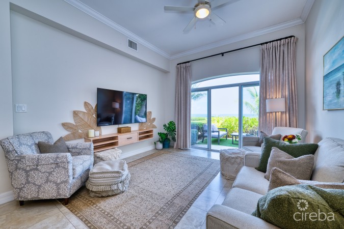 OCEANFRONT CORNER UNIT- HARBOUR POINT VILLA #5