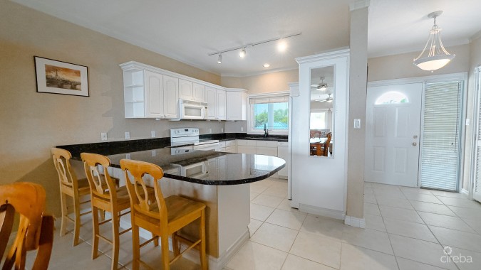 2 BED OCEANFRONT CONDO OCEAN POINT