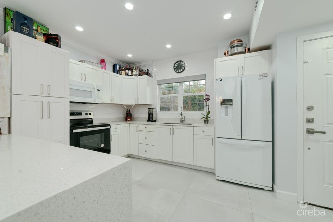 OCEAN CLUB 2BED/2.5BATH CONDO