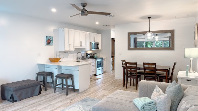 1 BED CONDO DOWNTOWN REACH