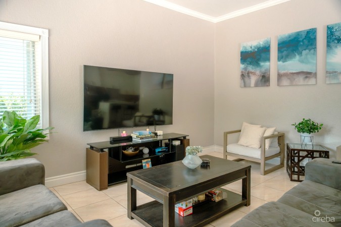 4 BEDROOM BEAUTIFUL FAMILY HOME IN SAVANNAH