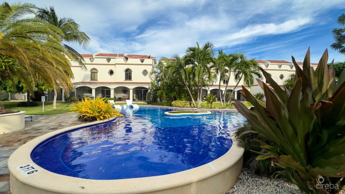 2 BEDROOM SAN SEBASTIAN TOWNHOUSE