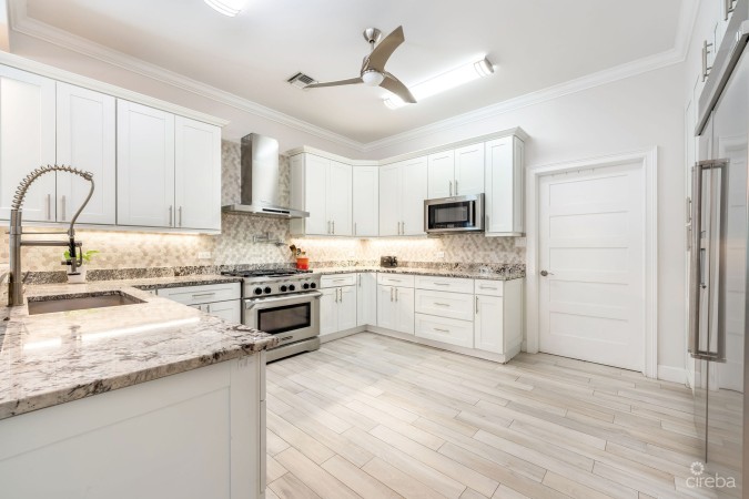 51 CAPTAIN TEMPLE DRIVE - THE PERFECT FAMILY HOME