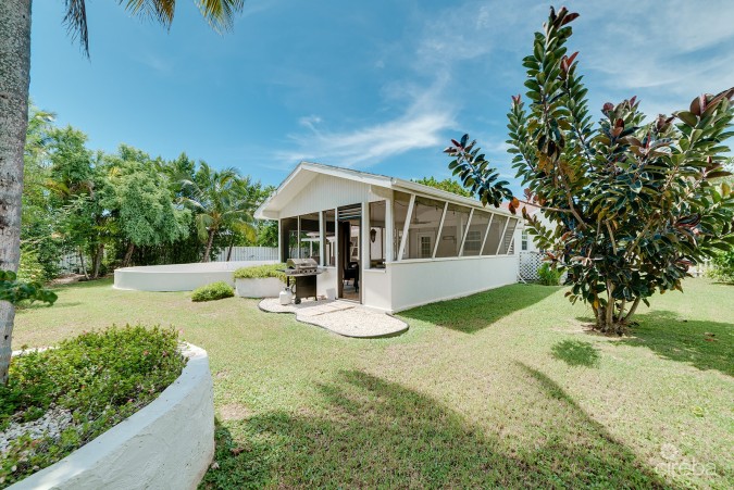 3-BED FAMILY HOME ON 0.3411 ACRES IN WEST BAY - CI $30,000 CASH BACK