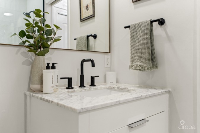 LANTERN POINT 58, PROSPECT CONDO