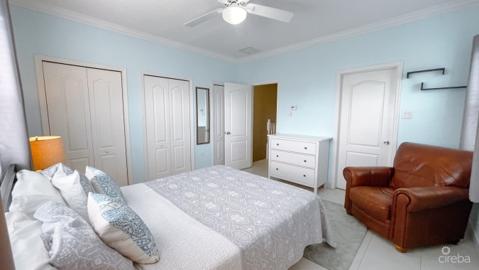 2 BED SOUTH SOUND TOWNHOME  GRAND PALMS