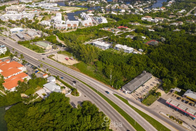HIGH VISIBILITY COMMERCIAL PARCEL ON SHAMROCK RD