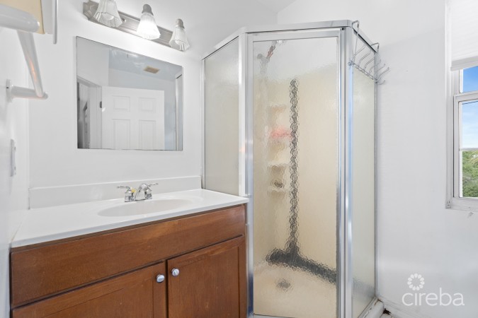 EAST END PARADISE VILLAS.  3 BED, 3 BATH + DEN WITH PRIVATE BEACH