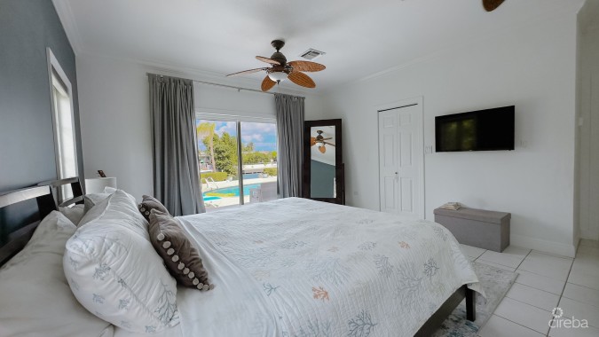 GOVERNORS HARBOUR CANAL FRONT FAMILY HOME