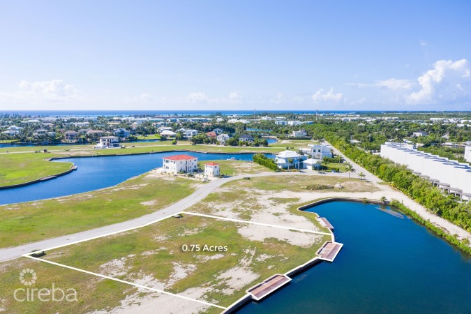 HARBOUR REACH 0.75 ACRE, CANAL FRONT LAND