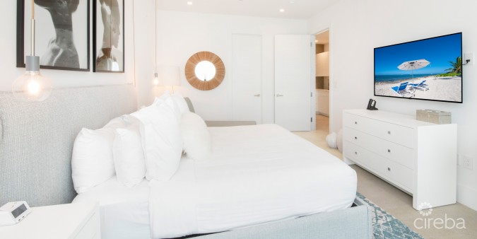 RUM POINT RESORT PENTHOUSE 504