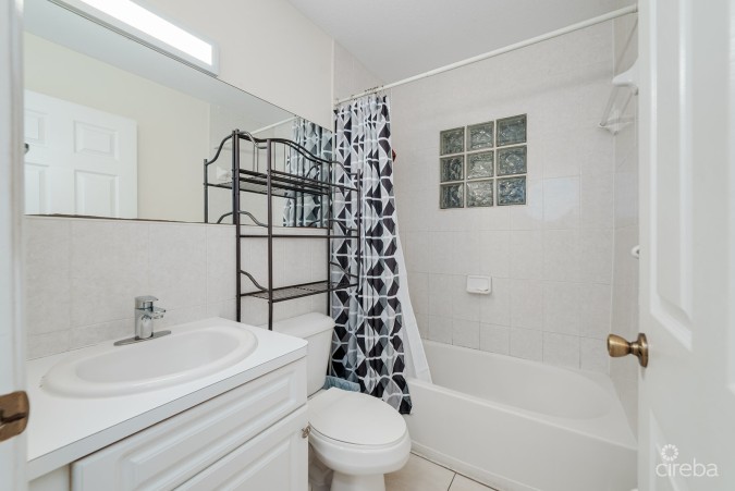 SMITH ROAD VILLAS #77: HIGH-DEMAND INVESTMENT PROPERTY IN GEORGE TOWN