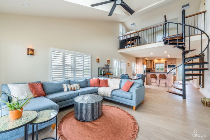 SUPERB VALUE AND VIEWS ON SPOTTS BEACH - 15 CORAL BAY VILLAGE