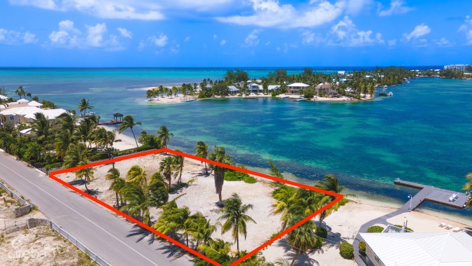 BIO BAY DOUBLE LOT - 200 FT OF BEACHFRONT PRIVACY ON FINGER CAY RD, CAYMAN KAI