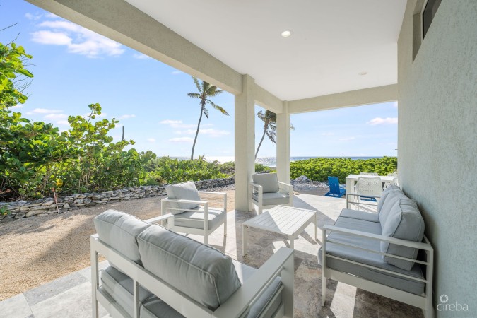 SOUTHSIDE SEAFRONT VILLA