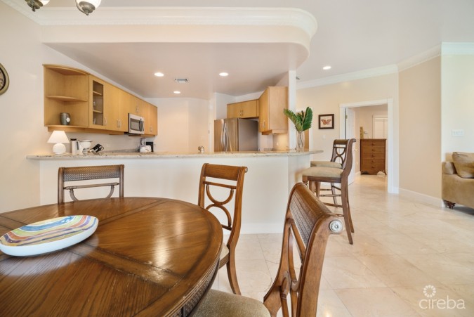 YACHT CLUB VILLAS W DOCK