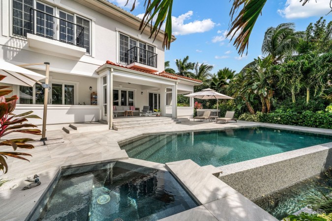 30 IRONSHORE DRIVE - VISTA DEL MAR SPANISH-STYLE CANAL FRONT VILLA